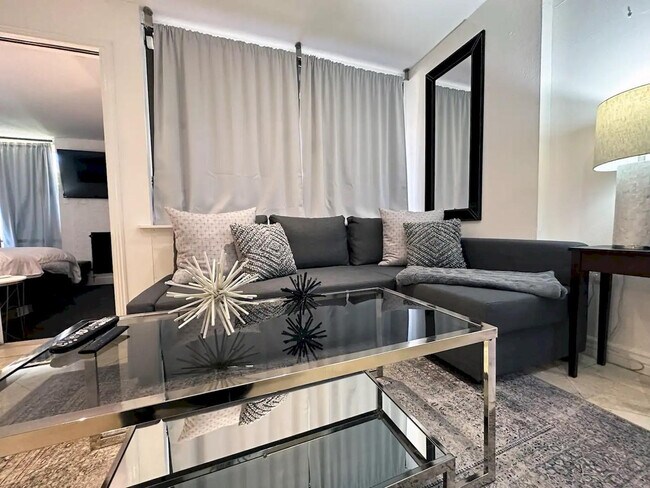 Foto del edificio - 7401 N Scottsdale Rd