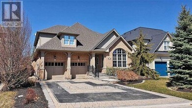 Building Photo - 745 Merlot Ct