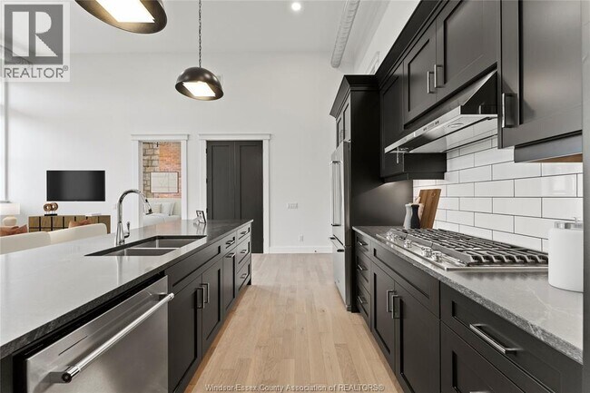 Photo du bâtiment - 247 Brock St