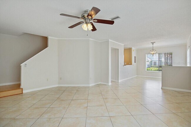 Foto del edificio - 1673 Fluorshire Dr