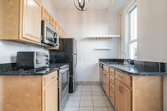 Foto del edificio - 1226 29th St NW