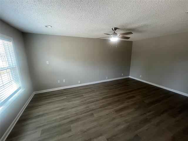 Building Photo - 9415 Musgrave Dr