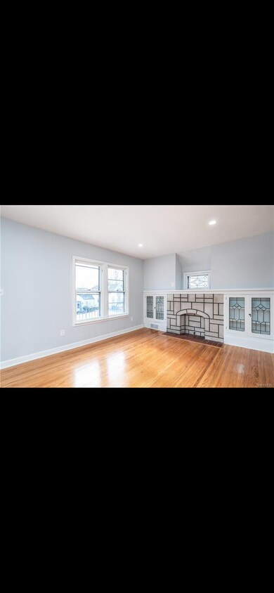 Primary Photo - 316 Nassau Ave