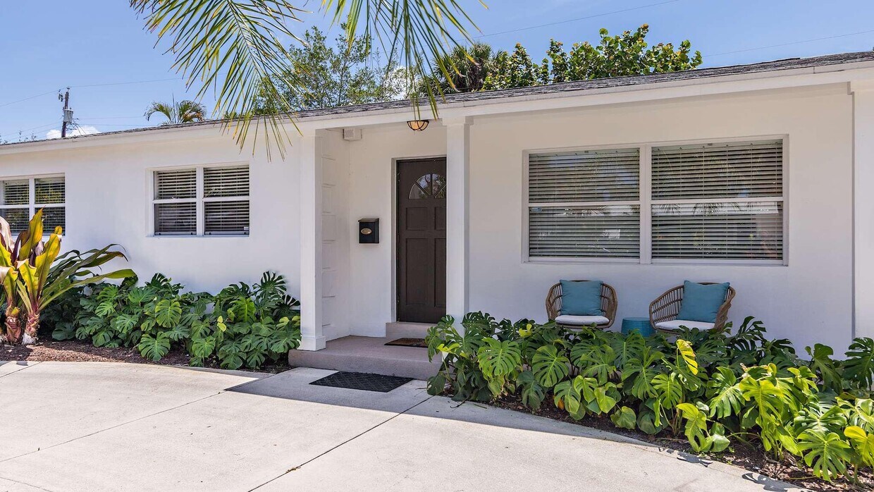 Primary Photo - 138 Gregory Pl