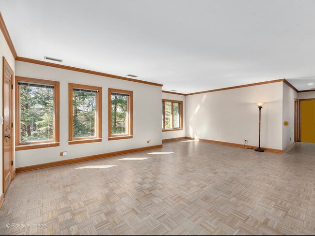 Building Photo - 3205 Mulberry Ln