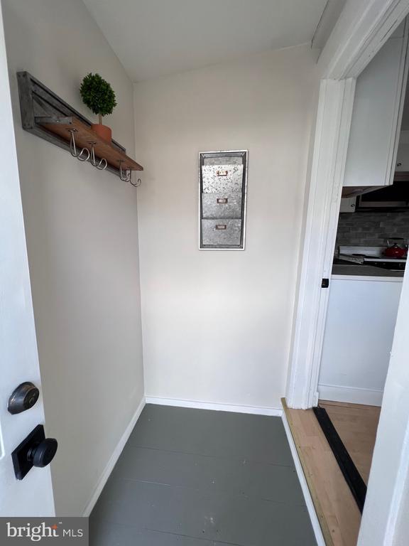 Building Photo - 629 White Horse Ave