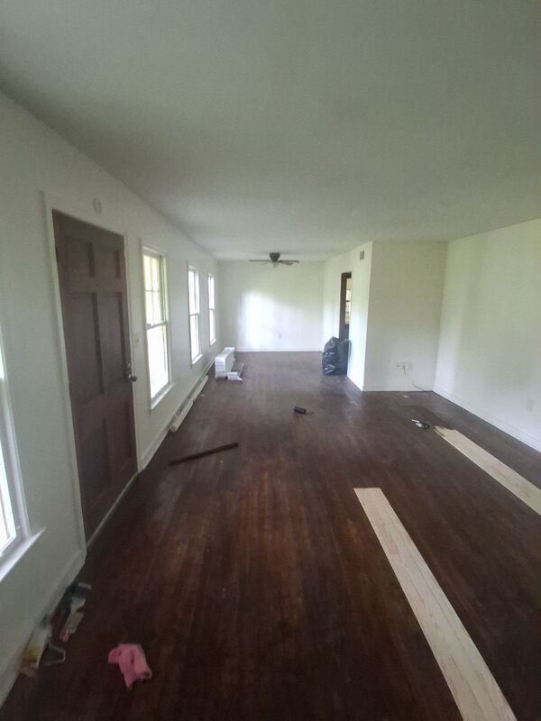Building Photo - 350 Dona Ave