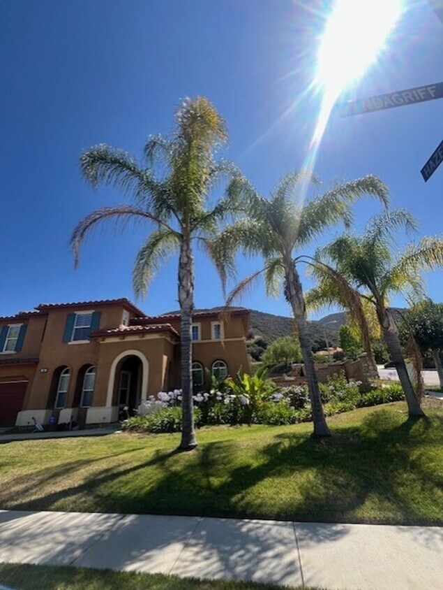 Foto principal - Beautiful Estate located in the Highly des...