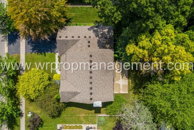 Building Photo - 4 Bed 3 Bath Home in Lambertville
