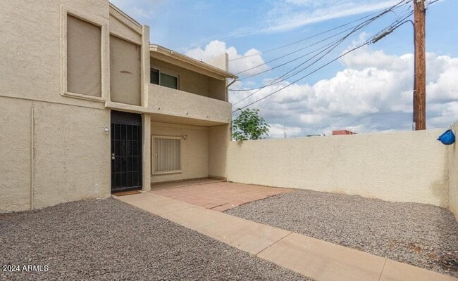 Foto del edificio - 1348 E Brill St