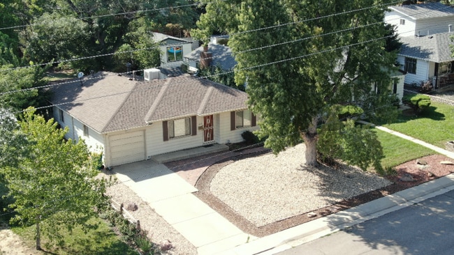 Building Photo - 2635 Fenton St