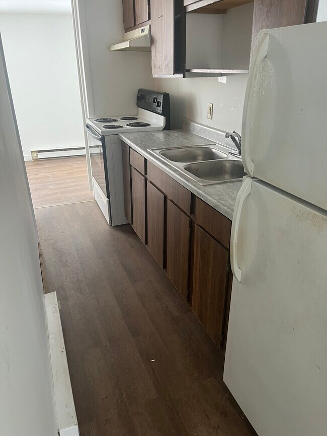 432 Spring St Unit Apt 2, Groton, NY 13073 Apartments in Groton, NY