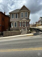 Building Photo - 315 N Montana St
