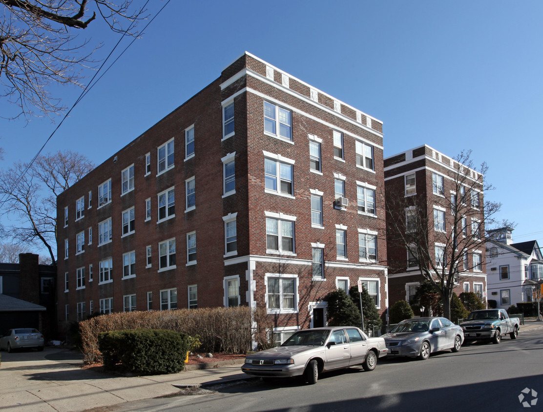 72 Mountain Avenue - Apartments In Malden, Ma 