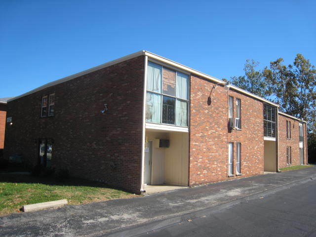 Foto del edificio - 1356 Royalty Ct