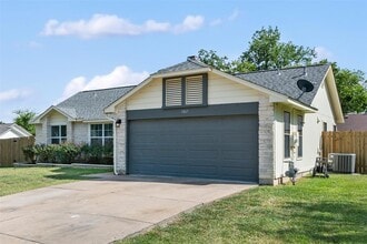 Building Photo - 1807 Verbena Way