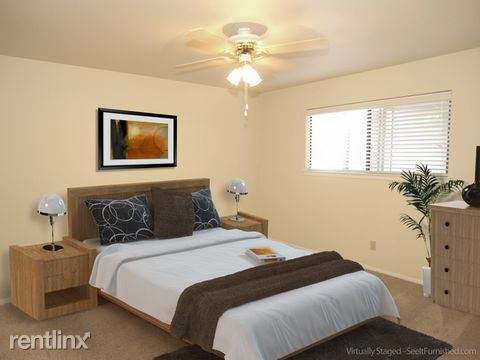 Foto del edificio - 8615 Rockwood Ln