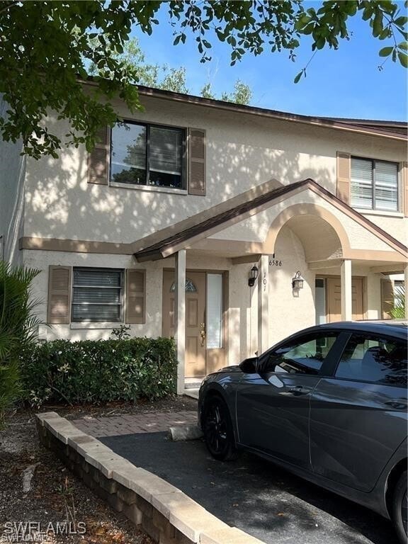 Primary Photo - 26586 Southern Pines Dr