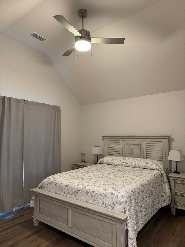 Foto del edificio - Newer home in Republic schools! 4 bedrooms!