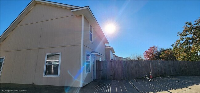 Foto del edificio - 513 Nelson Ln