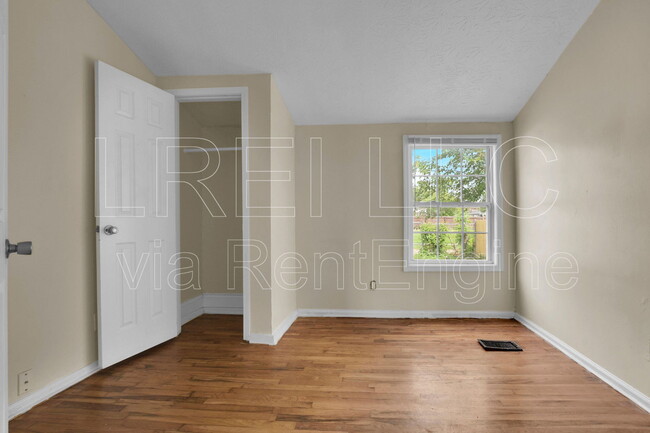 Building Photo - 411 N 20th St