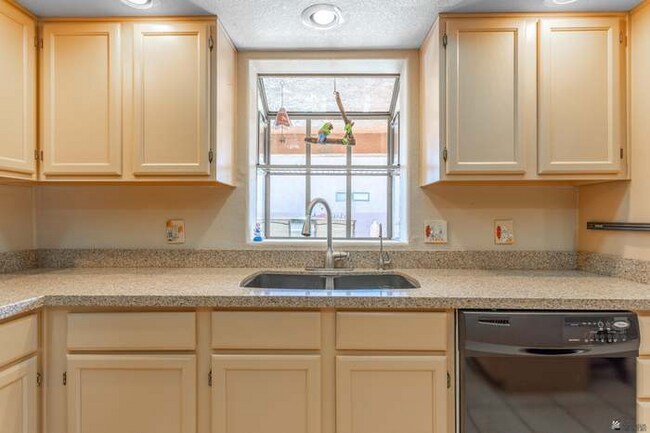 Foto del edificio - 11241 E 37th Ln