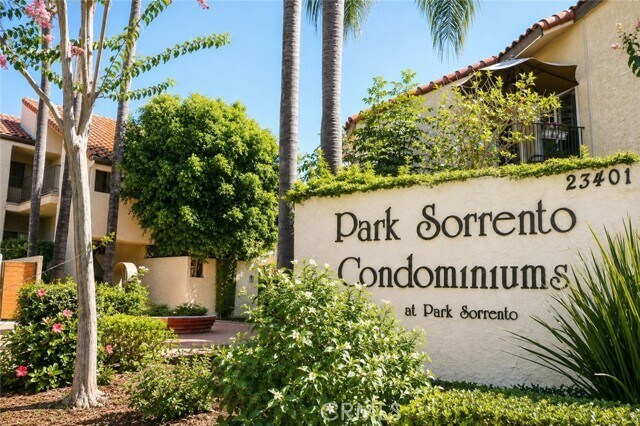 Foto del edificio - 23401 Park Sorrento