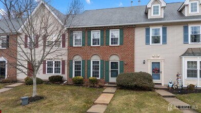 Building Photo - 403 Red Crest Ln