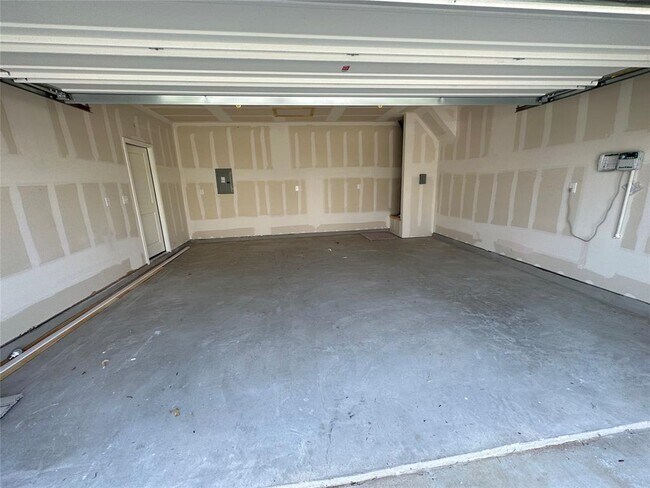 Building Photo - 110 Mouflon Rd
