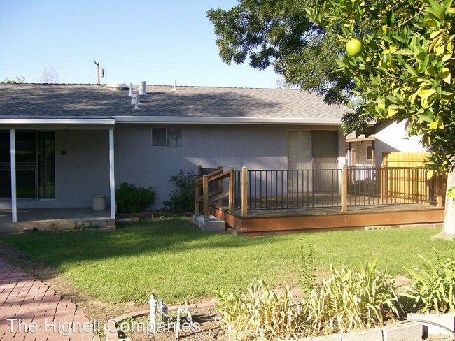 Building Photo - 3 br, 2 bath House - 142 E. Colusa St