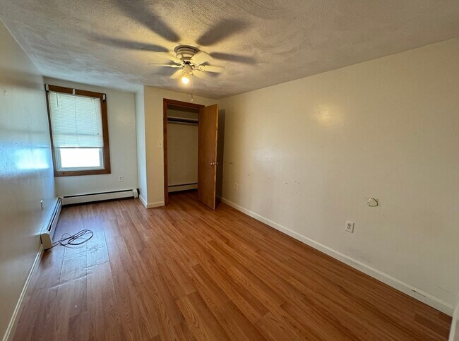 Building Photo - 79 Endicott St