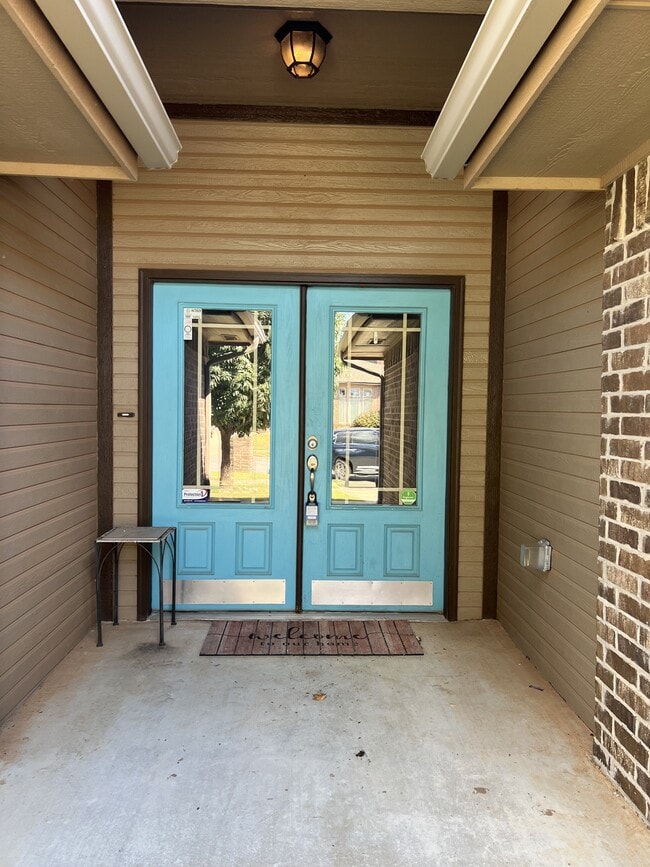 Photo - 8424 Northwest 142nd Street House