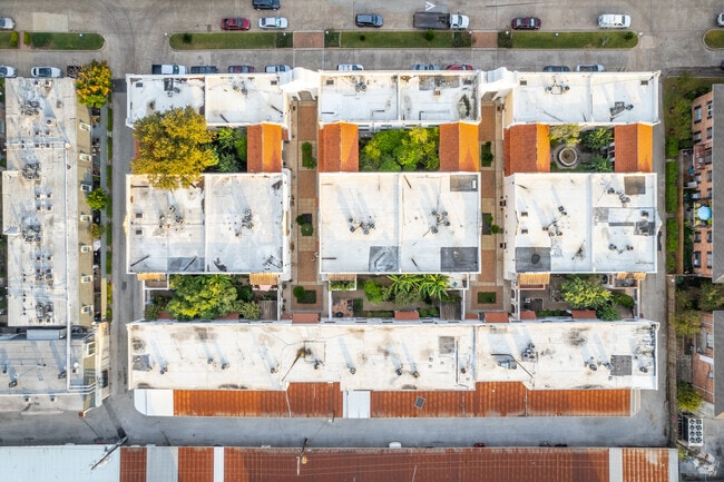 Aerial Photo - Trafalgar Place Townhome Condominiums