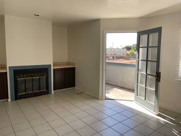 Foto del edificio - 6851-A Amherst St