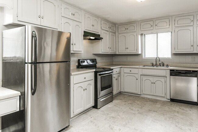 Foto del edificio - 2425 4th St NW