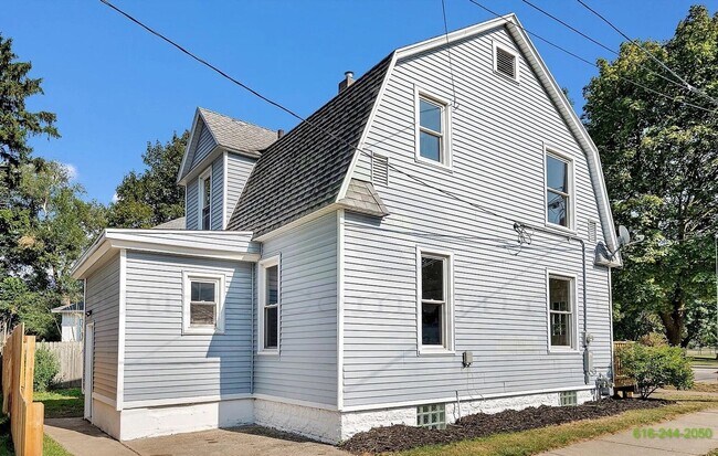 Building Photo - BRAND NEW REMODEL!!! Lakertown! Available ...