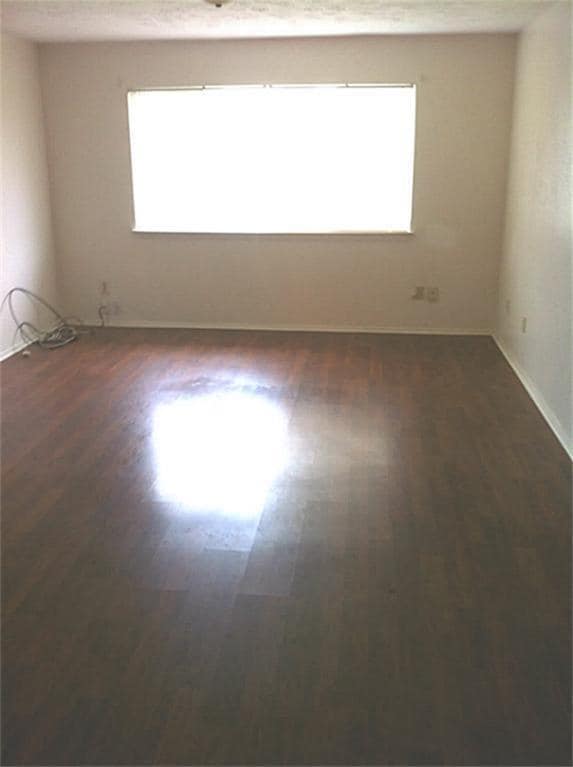 Building Photo - 2530 Edgedale Dr