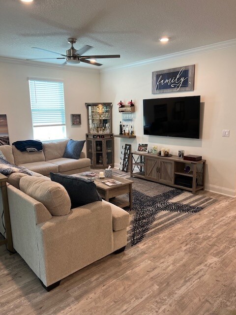 Building Photo - 84 Las Casitas Blvd