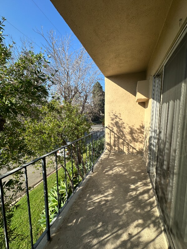 Foto del edificio - 4350 Troost Ave