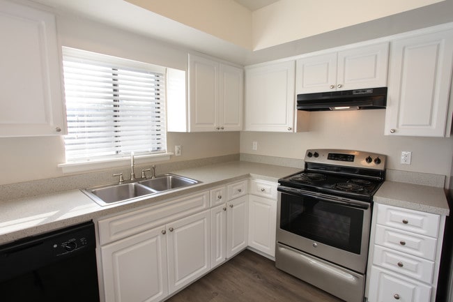 The Park At Pienza Apartments Brandon Fl Usb Ports In Kitchen For Convenient Phone And Tablet Charging The Park At Pienza