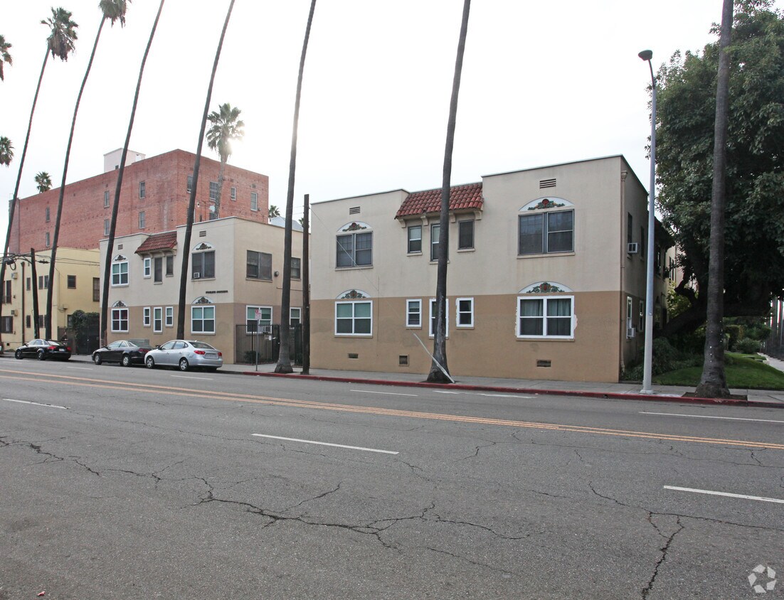 Foto del edificio - Stoneleigh Apartments