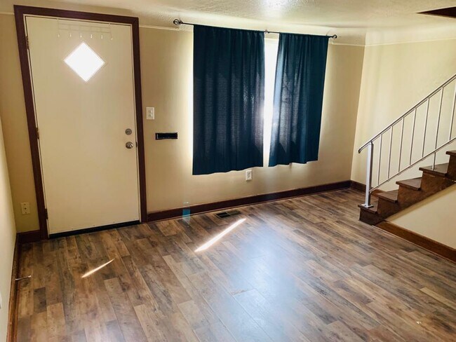 Foto del edificio - 1346 E 346th St