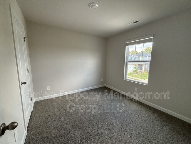 Foto del edificio - 1402 31st Ave NW