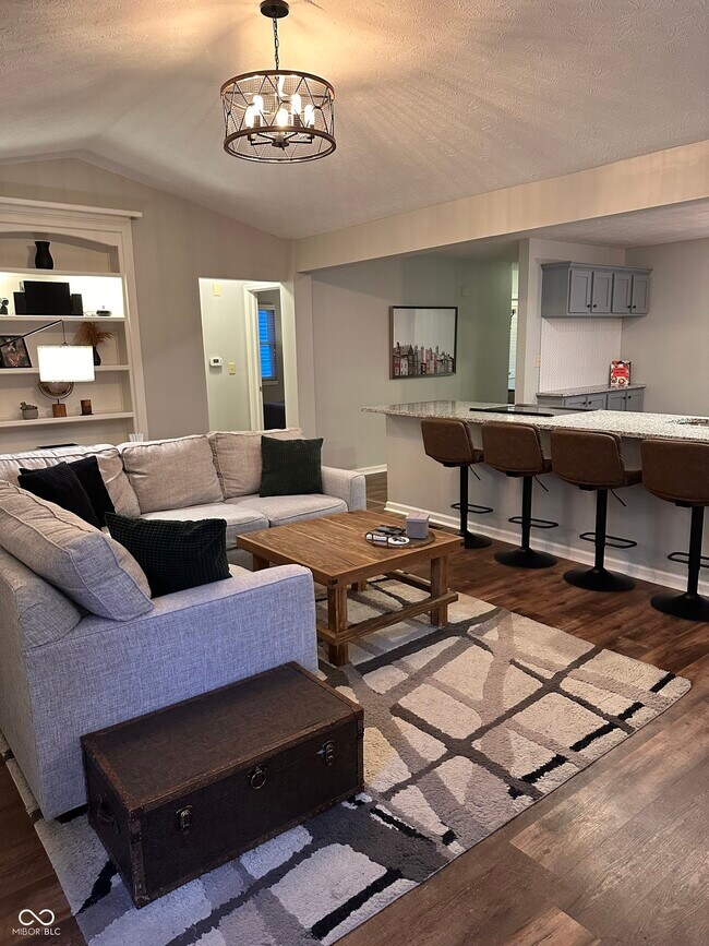 Foto del edificio - 9209 N Park Ave