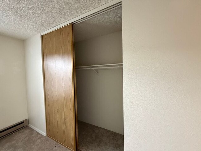 Building Photo - 3855 E Leonesio Dr