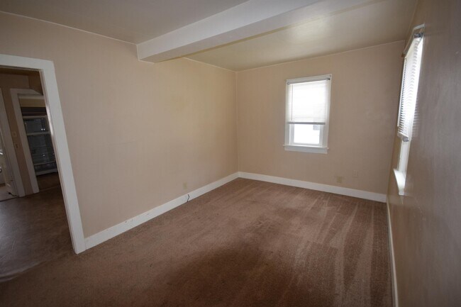 Building Photo - 1213 Evans St