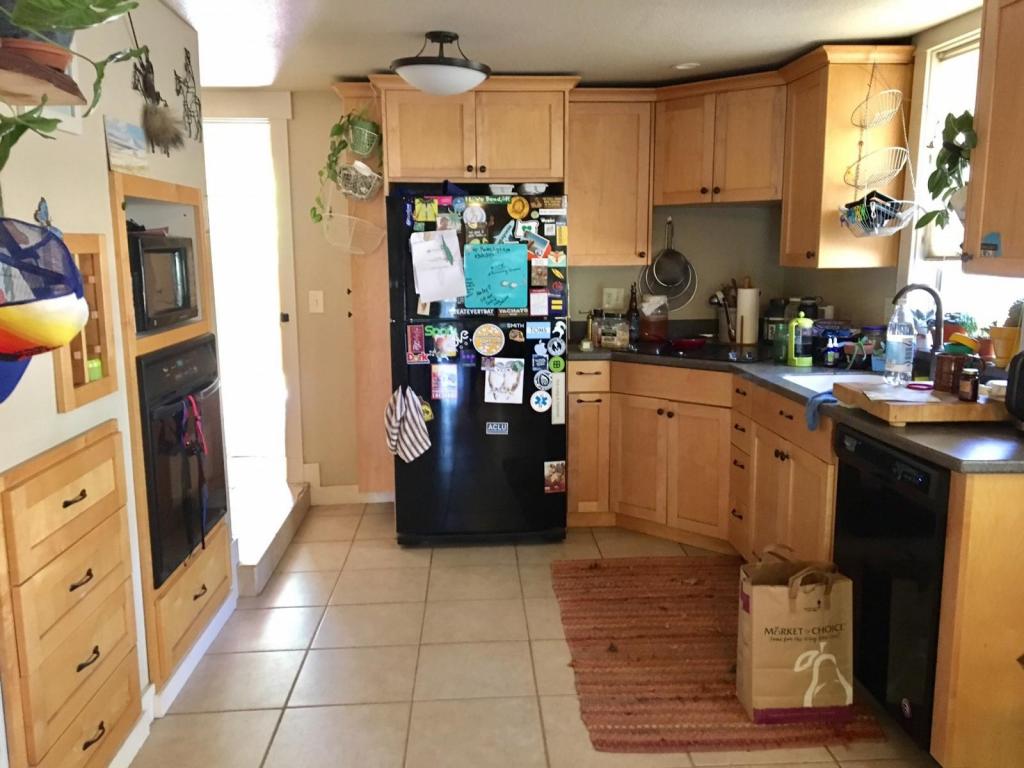 Foto principal - 1255 NW Davenport Ave
