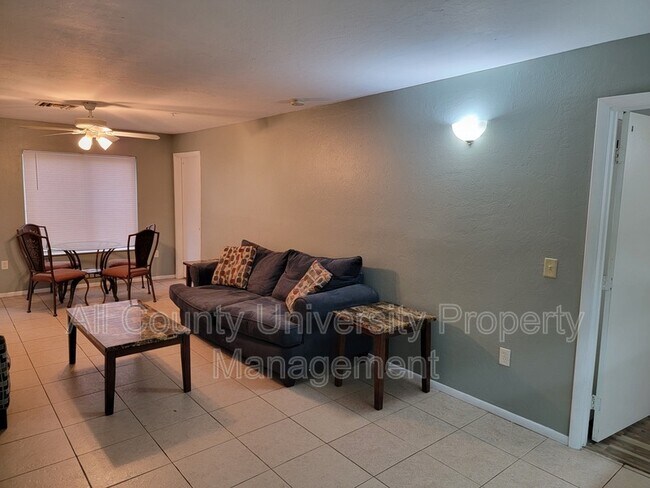 Foto del edificio - 4000 SW 23rd St