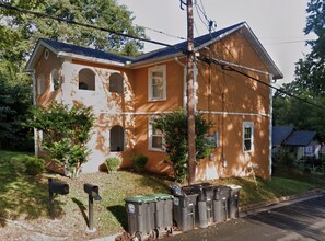 Building Photo - 1608 Flannery St SW