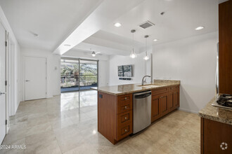 Building Photo - 7161 E Rancho Vista Dr